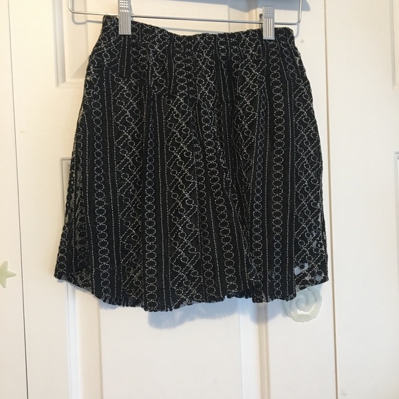 Korean black and white Elastic Skorts - Picture 1 of 6